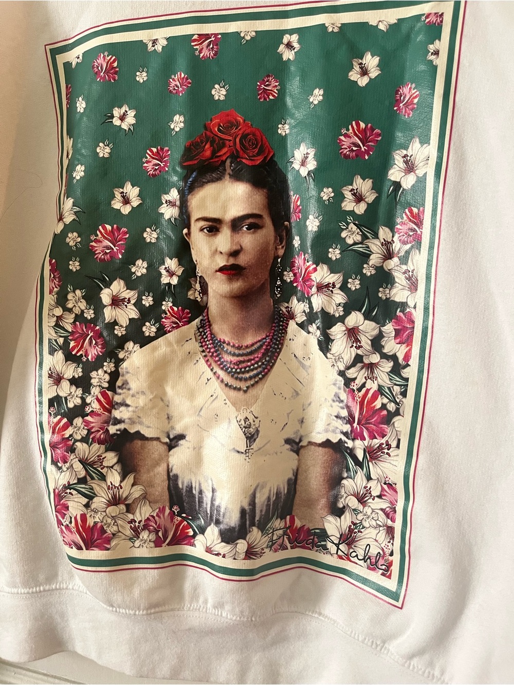 Frida Kahlo Floral Graphic Crewneck Sweater - White/Green
